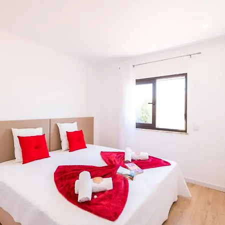 Apartment Brisbane By Algarve Vacation