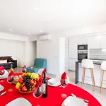 Apartment Brisbane By Algarve Vacation
